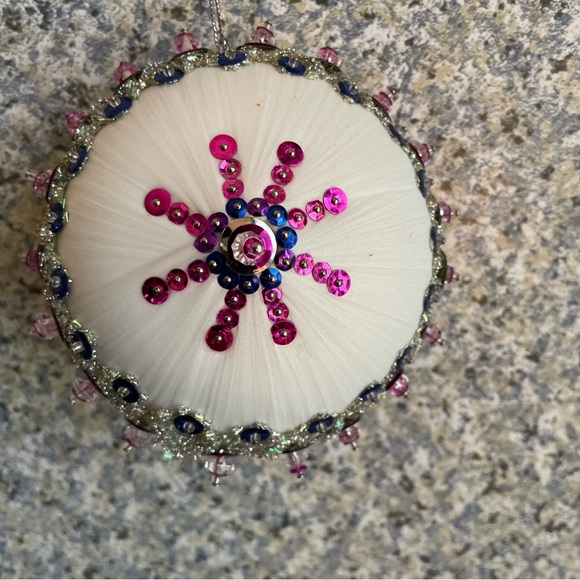 VTG, Beaded, Push Pin, Sequined, Christmas Ornaments, Handmade , Set of 3 - Picture 7 of 7